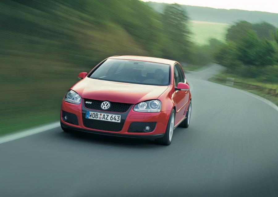  Volkswagen Golf GTi 2005 года  (фото 20 из 135)